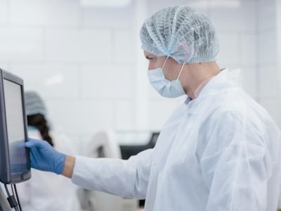 worker food industry